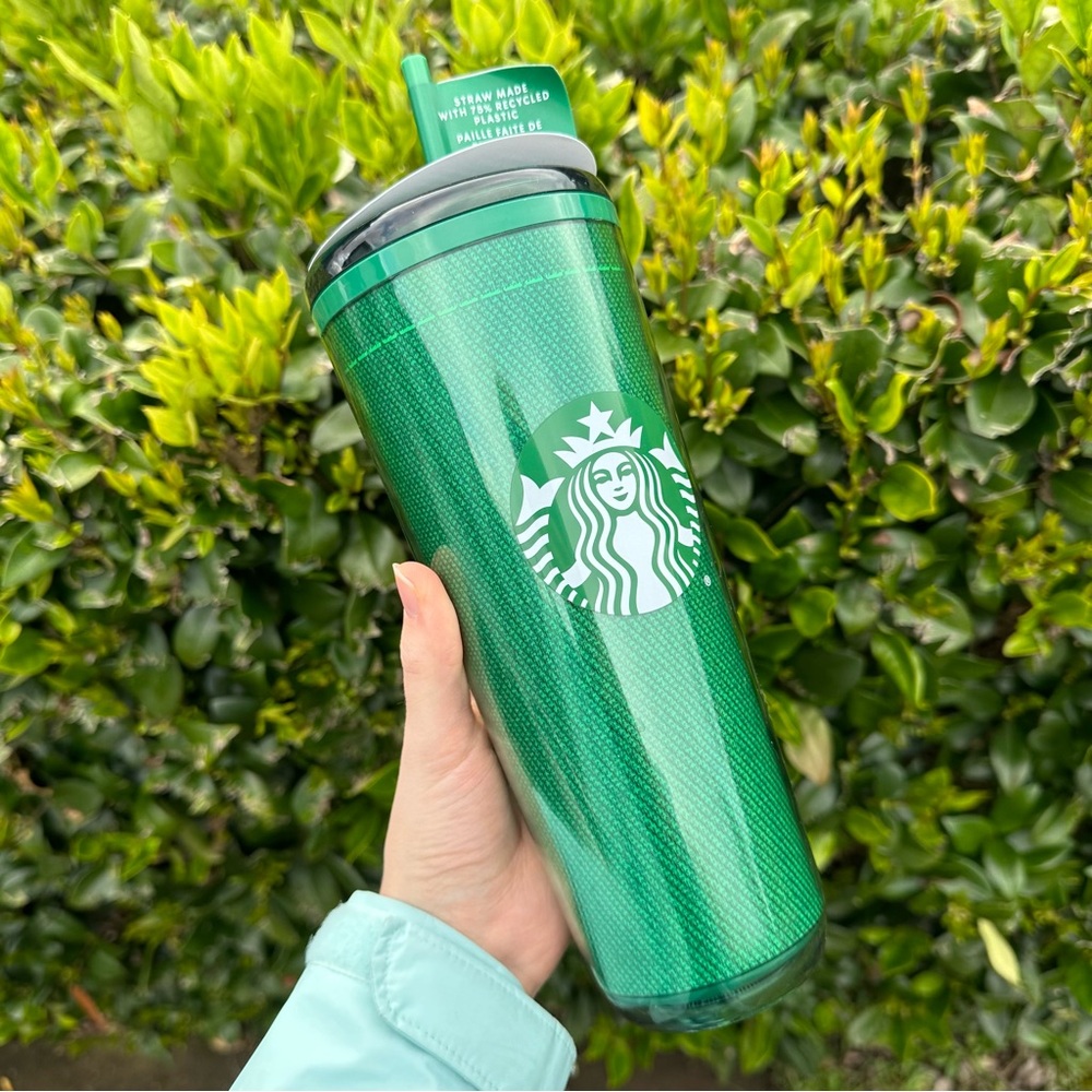 NEW Starbucks Hot Cold Barista Exclusive Green Apron Cup Recycled Plastic Straw